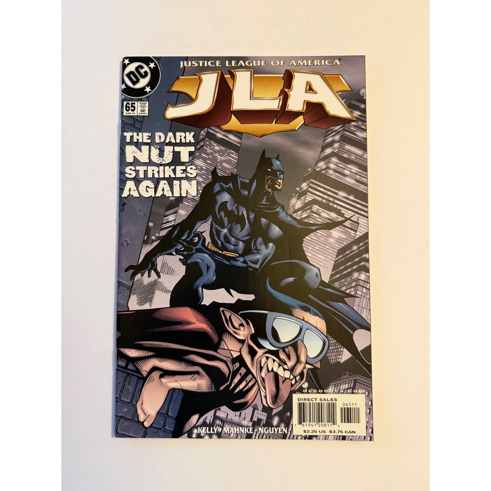 DC Comics JLA 65 Justice League of America The Dark Nut Strikes‎ Again June 2002